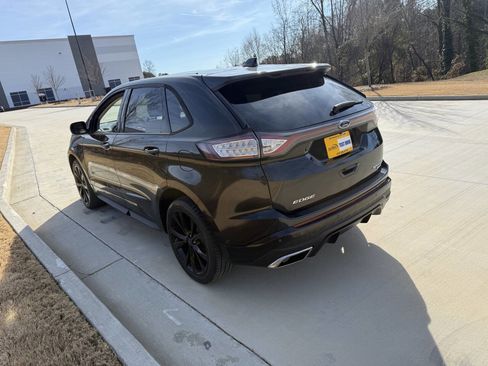 Used 2015 Ford Edge Sport w/ Equipment Group 401A image 5