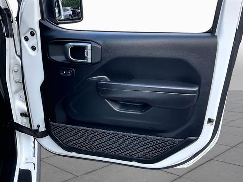 Used 2019 Jeep Wrangler Unlimited Sport AWD/4WD image 21