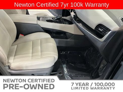 Used 2023 Nissan Rogue SL w/ SL Premium Package FWD image 17