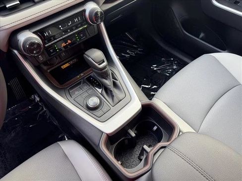 New 2025 Toyota RAV4 Limited image 19