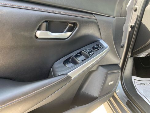 Used 2021 Nissan Sentra SR w/ SR Premium Package FWD image 13