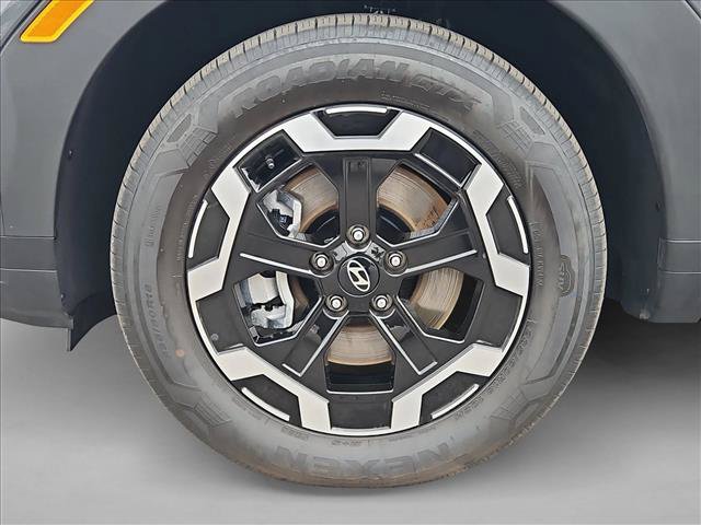 Used 2026 Hyundai Santa Fe SEL FWD image 23