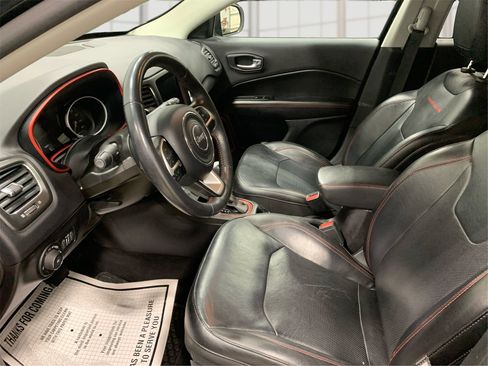 Used 2019 Jeep Compass Trailhawk w/ Leather Interior Group image 9