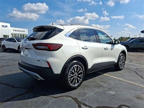 New 2025 Ford Escape SE image 7