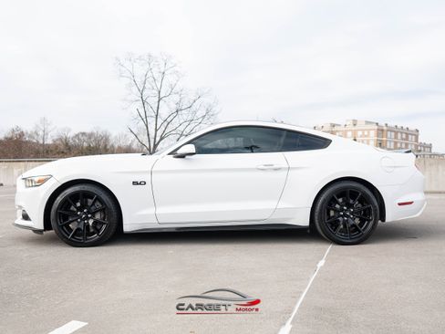 Used 2017 Ford Mustang GT w/ Black Accent Package image 4