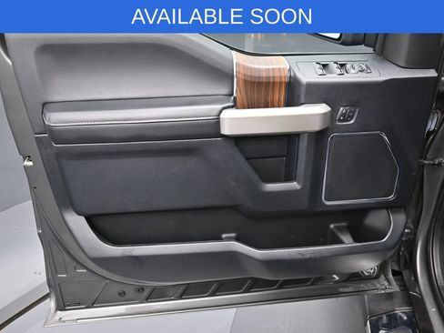 Used 2016 Ford F150 Lariat AWD/4WD image 11
