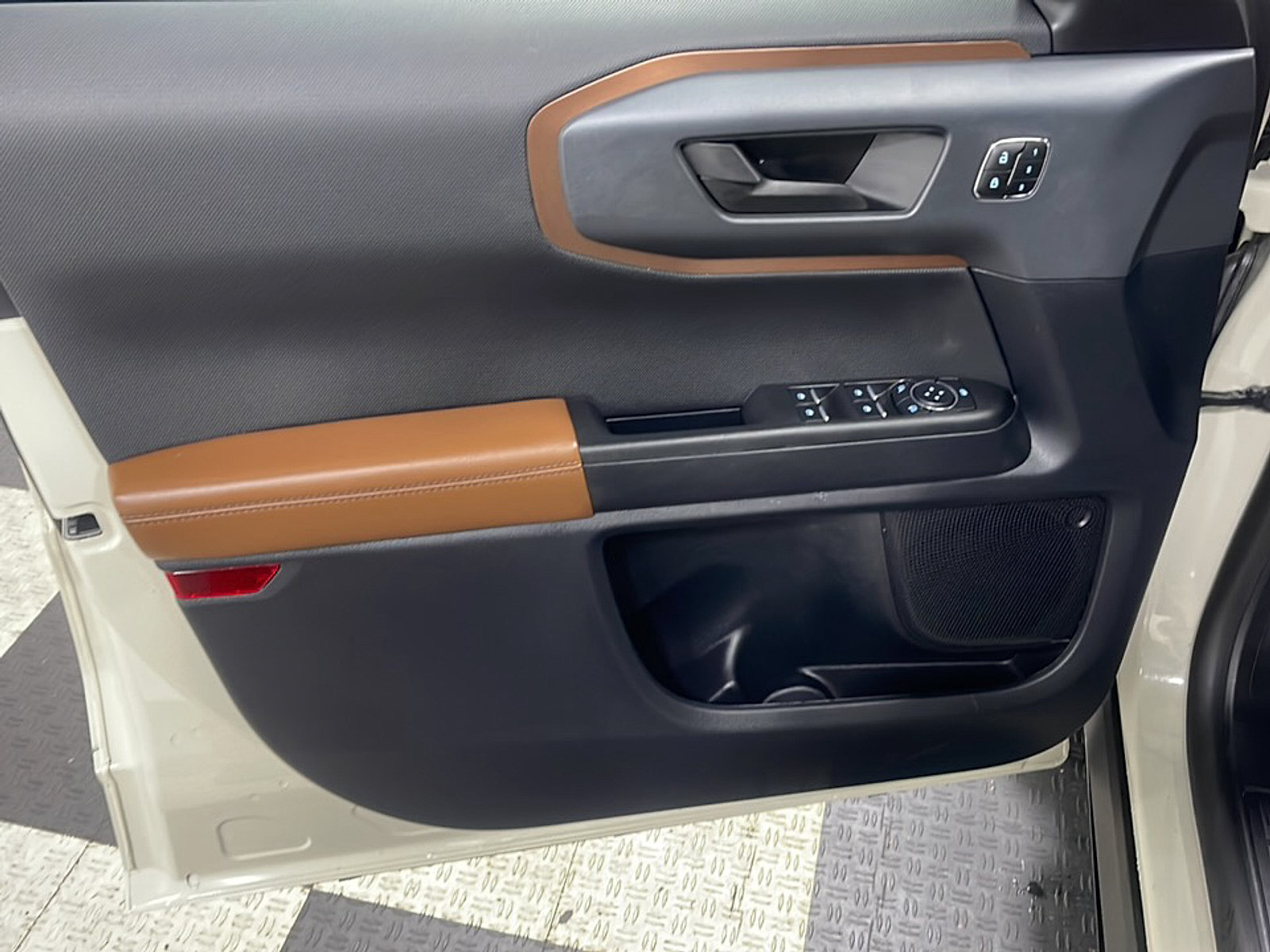 Used 2024 Ford Bronco Sport Outer Banks AWD/4WD image 13