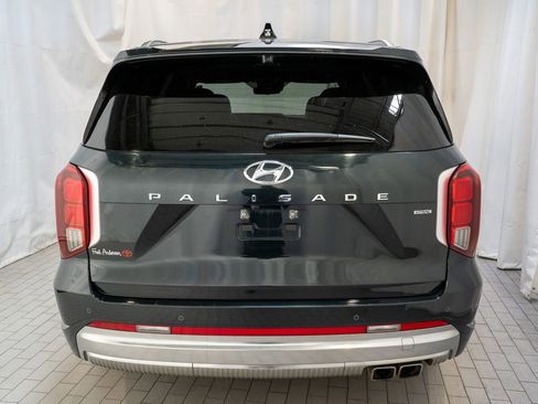 Used 2024 Hyundai Palisade Calligraphy image 4