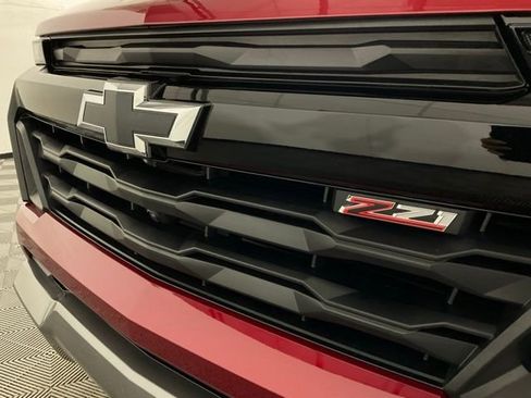 Used 2025 Chevrolet Colorado Z71 w/ Technology Package image 11