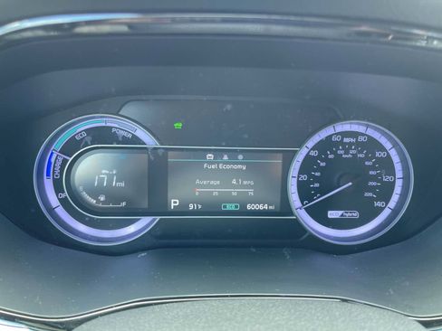Used 2022 Kia Niro LXS FWD image 10