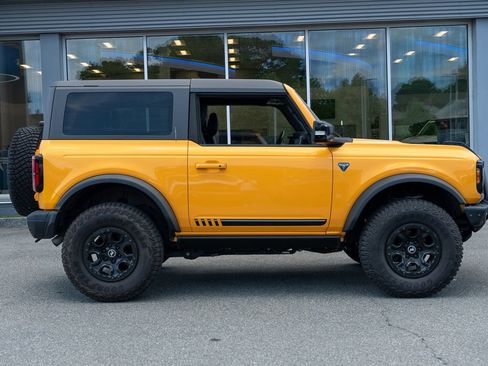 Used 2021 Ford Bronco First Edition AWD/4WD image 4