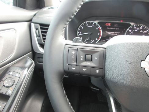 New 2026 Nissan Rogue SV w/ Cold Weather Package FWD image 20