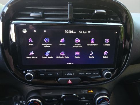 Used 2024 Kia Soul GT-Line FWD image 18