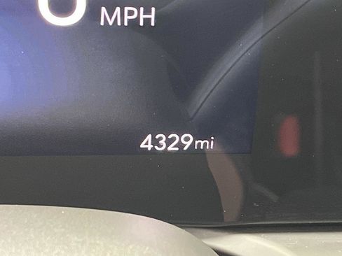 Used 2026 Buick Encore GX Avenir w/ Avenir Technology Package AWD/4WD image 15