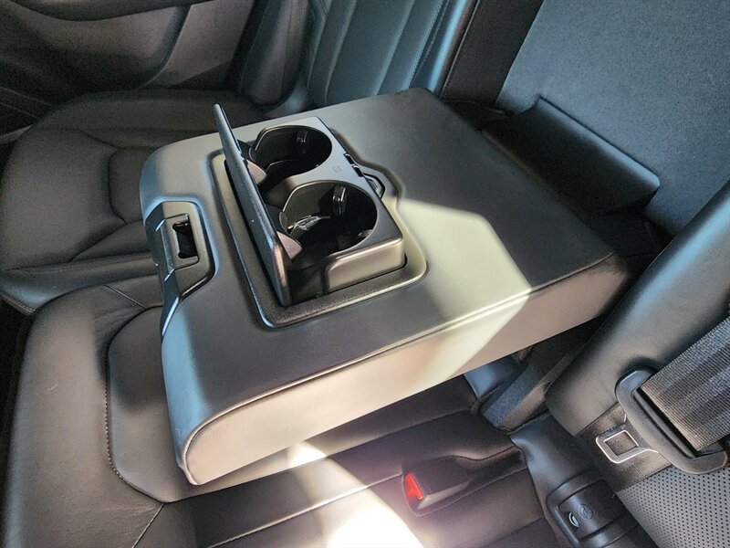 Used 2019 Audi Q8 Prestige w/ Luxury Package AWD/4WD image 94