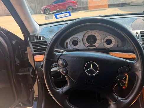 Used 2008 Mercedes-Benz E 350 Sedan image 11