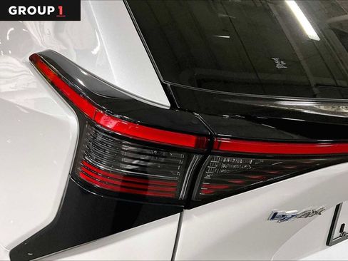 Used 2023 Toyota bZ4X XLE image 28