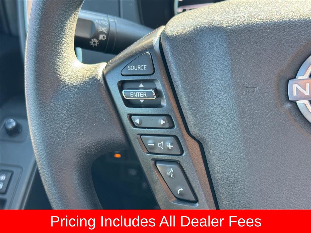 Used 2025 Nissan Frontier SV RWD image 17