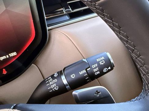 New 2026 Land Rover Range Rover Sport SE image 25