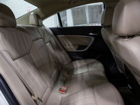 Used 2015 Buick Regal Premium w/ Experience Buick Package image 13