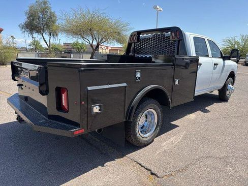 New 2024 RAM 3500 Tradesman w/ Chrome Appearance Group image 8