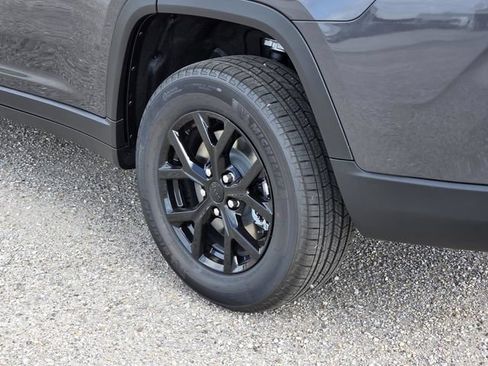 New 2026 Jeep Grand Cherokee L 2WD image 7