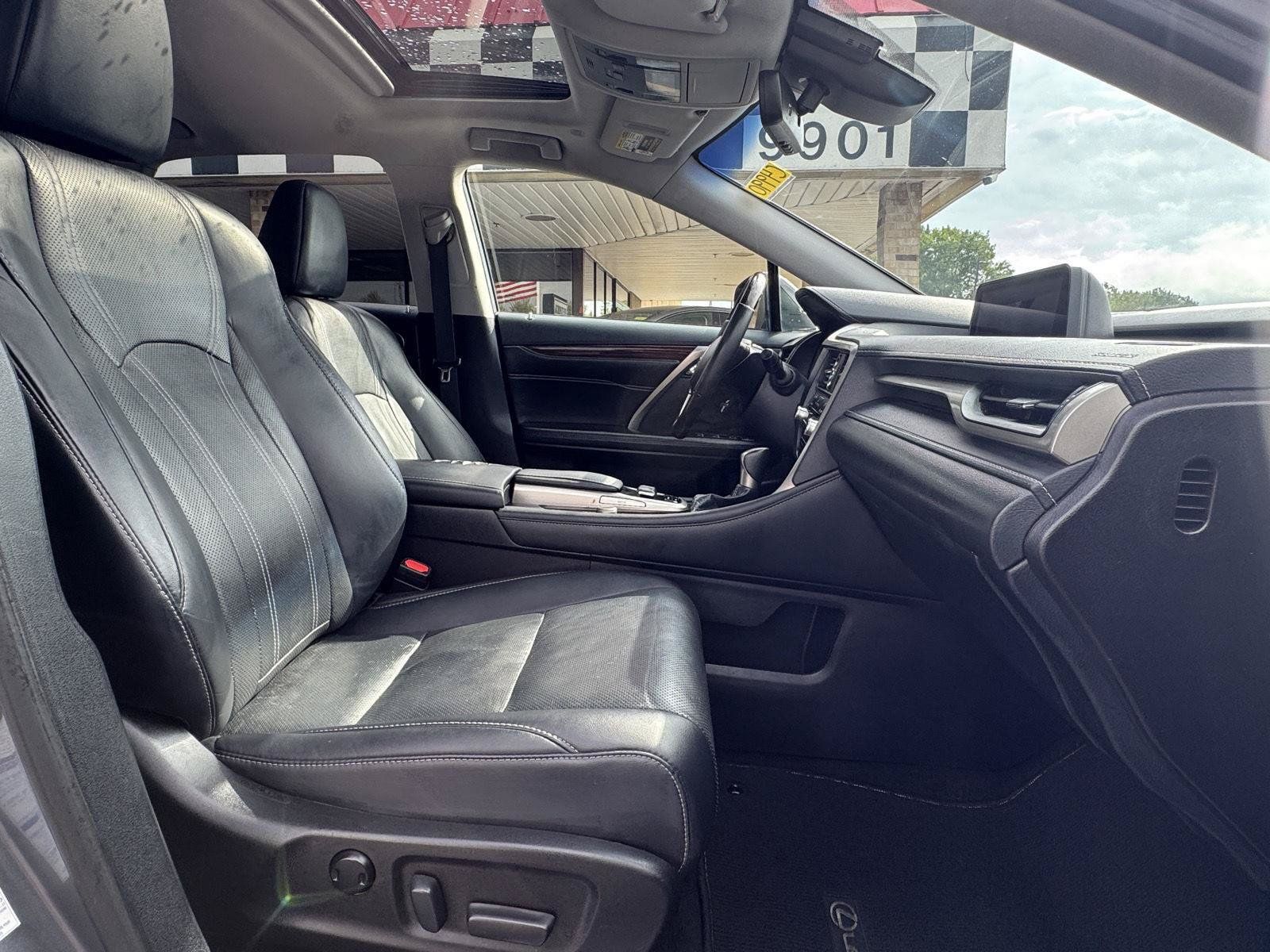 Used 2018 Lexus RX 350 AWD w/ Premium Package image 29