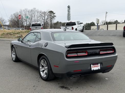Used 2023 Dodge Challenger R/T w/ Blacktop Package image 6