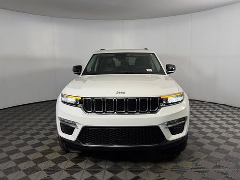Used 2023 Jeep Grand Cherokee 4WD 4xe image 5