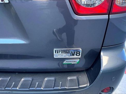 Used 2016 Toyota Sequoia Limited w/ Safety & Convenience Package image 21