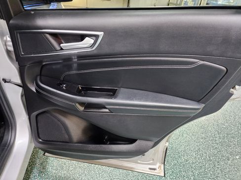 Used 2017 Ford Edge Titanium w/ Equipment Group 302A image 23