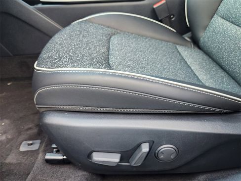 New 2025 Kia K4 GT-Line image 17