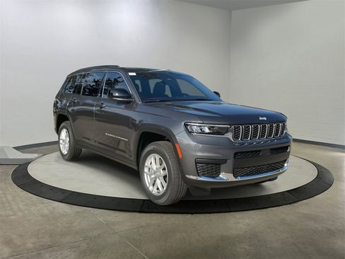 New 2025 Jeep Grand Cherokee L Laredo w/ Luxury Tech Group I image 2