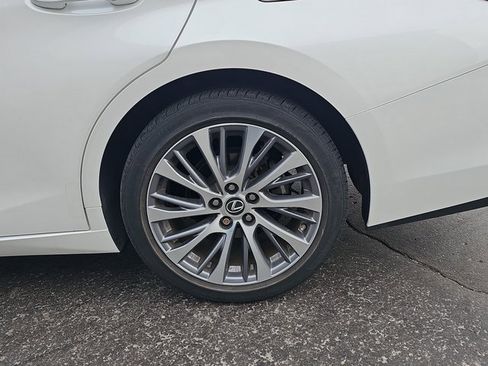 Certified 2020 Lexus ES 350 w/ Premium Package image 30