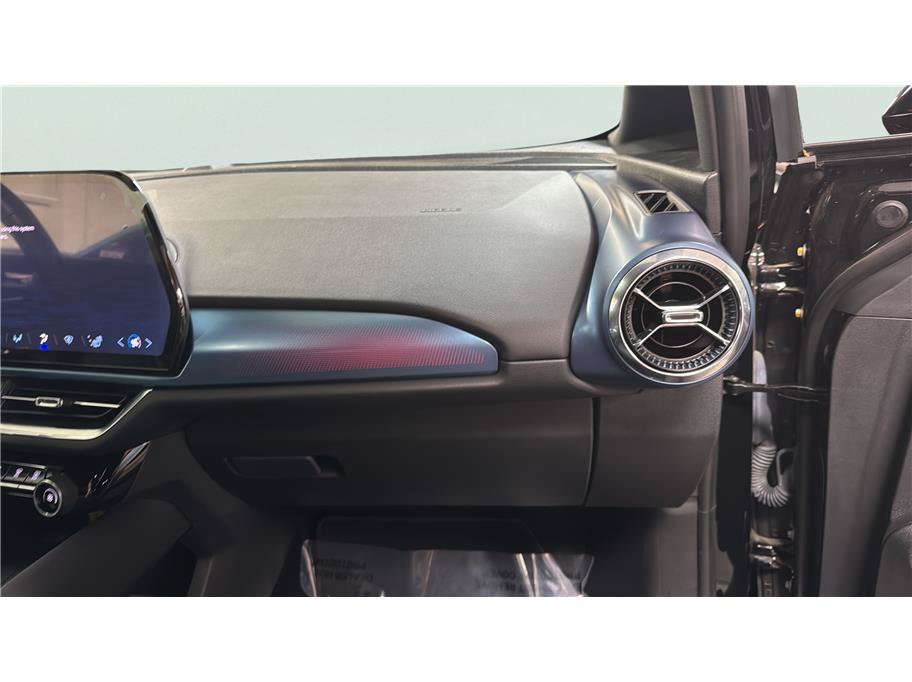 Used 2024 Chevrolet Equinox EV LT FWD image 27