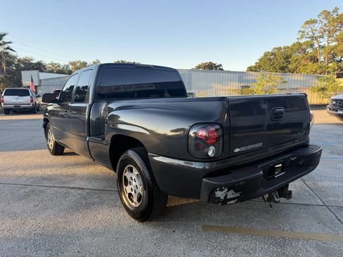 Used 2004 Chevrolet Silverado 1500 LS w/ Light Duty Power Package image 13