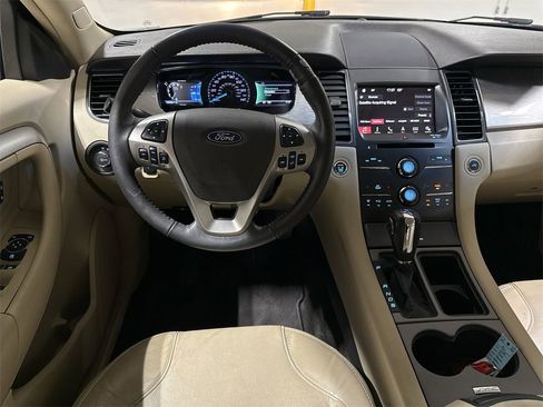 Used 2018 Ford Taurus SEL w/ Equipment Group 201A image 11