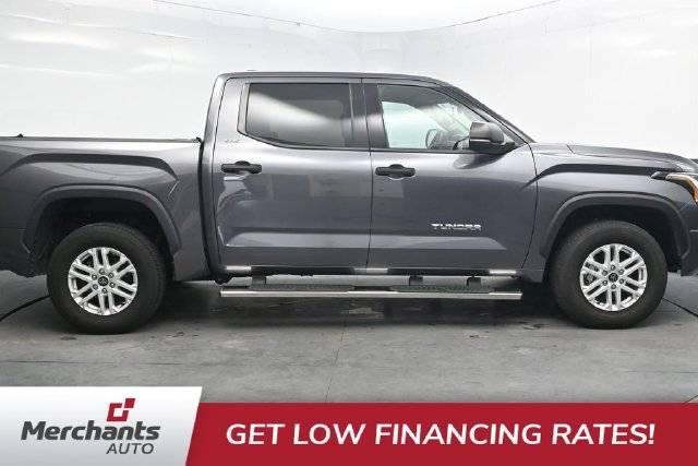 Used 2022 Toyota Tundra SR5 AWD/4WD image 9