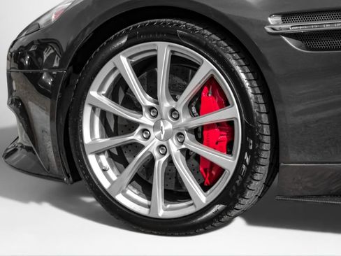 Used 2016 Aston Martin Vanquish Coupe RWD image 53