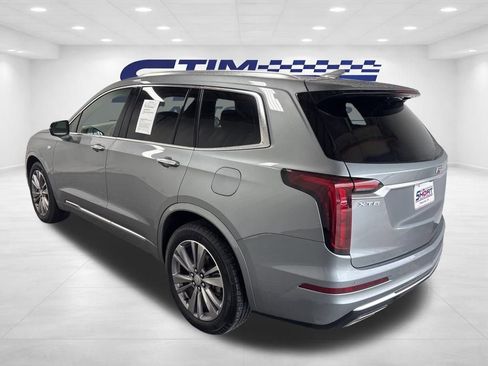 Used 2025 Cadillac XT6 Premium Luxury image 6