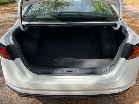 Used 2025 Nissan Altima 2.5 SR image 27