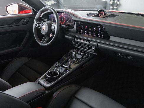 Certified 2025 Porsche 911 Carrera GTS image 12