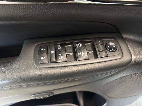 Used 2020 Jeep Grand Cherokee Limited X image 19