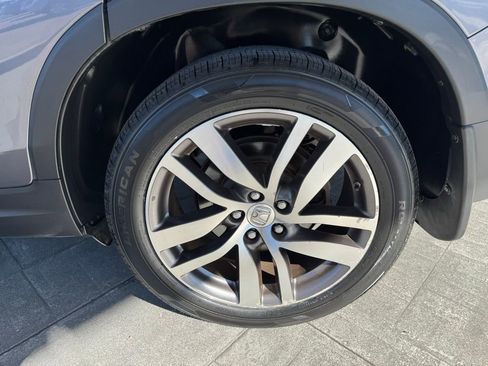 Used 2016 Honda Pilot Touring image 4