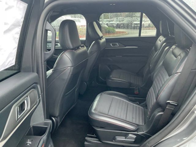 Used 2026 Ford Explorer ST-Line AWD/4WD image 14