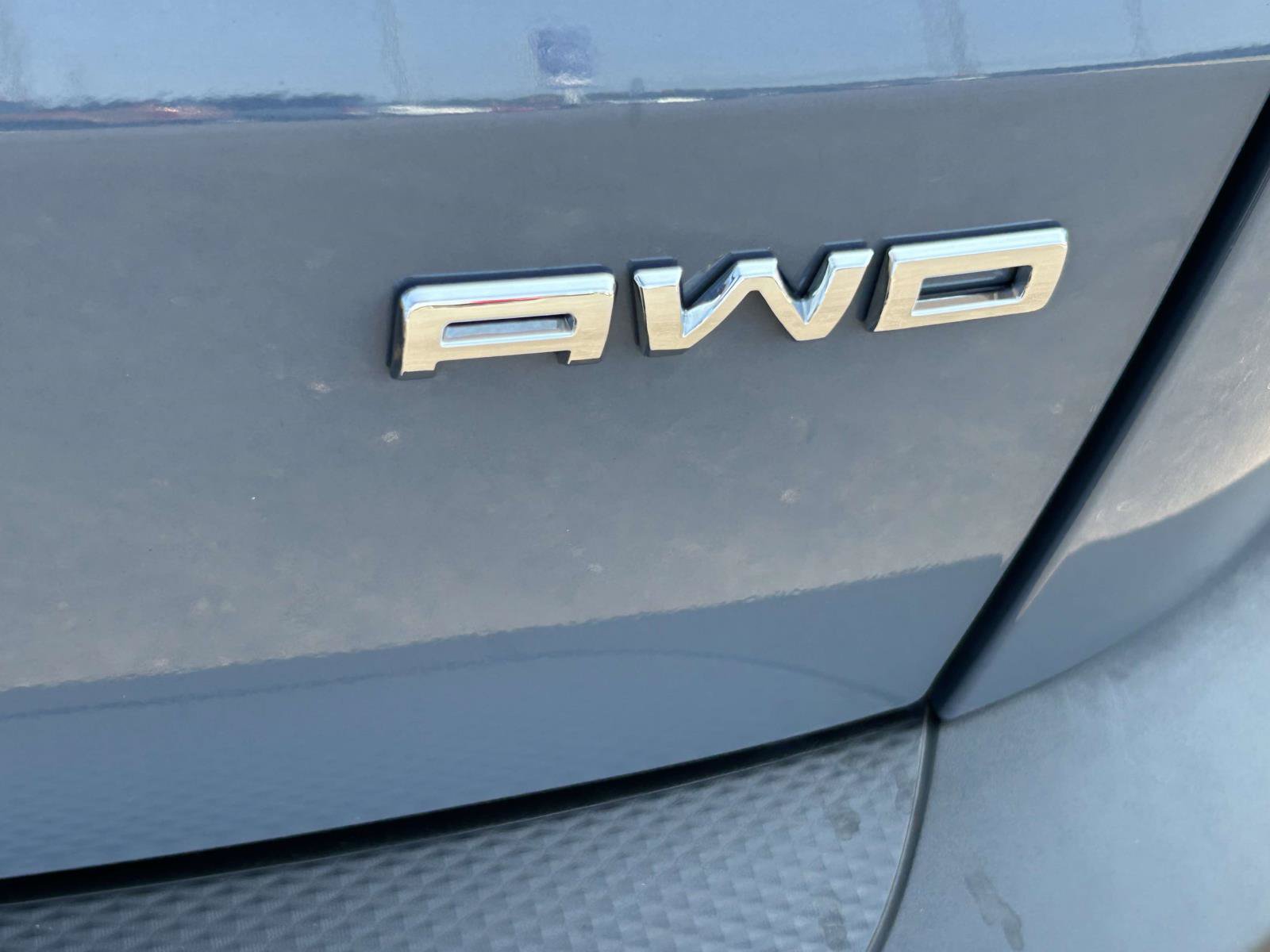 Used 2025 Ford Escape Active AWD/4WD image 8