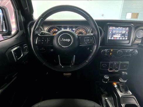 Used 2018 Jeep Wrangler Unlimited Sport S AWD/4WD image 11