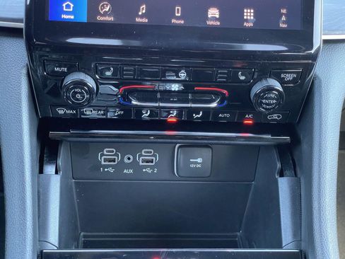 New 2025 Jeep Grand Cherokee L Limited image 24