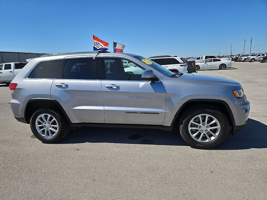 Used 2021 Jeep Grand Cherokee Laredo RWD image 9