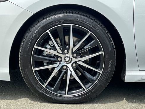 Used 2024 Toyota Camry SE FWD image 28
